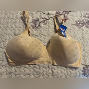 Plus Size Woman’s Bra HANES Beige 3x Brand New